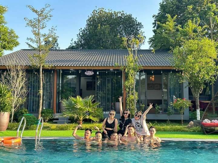 The Wall Homestay